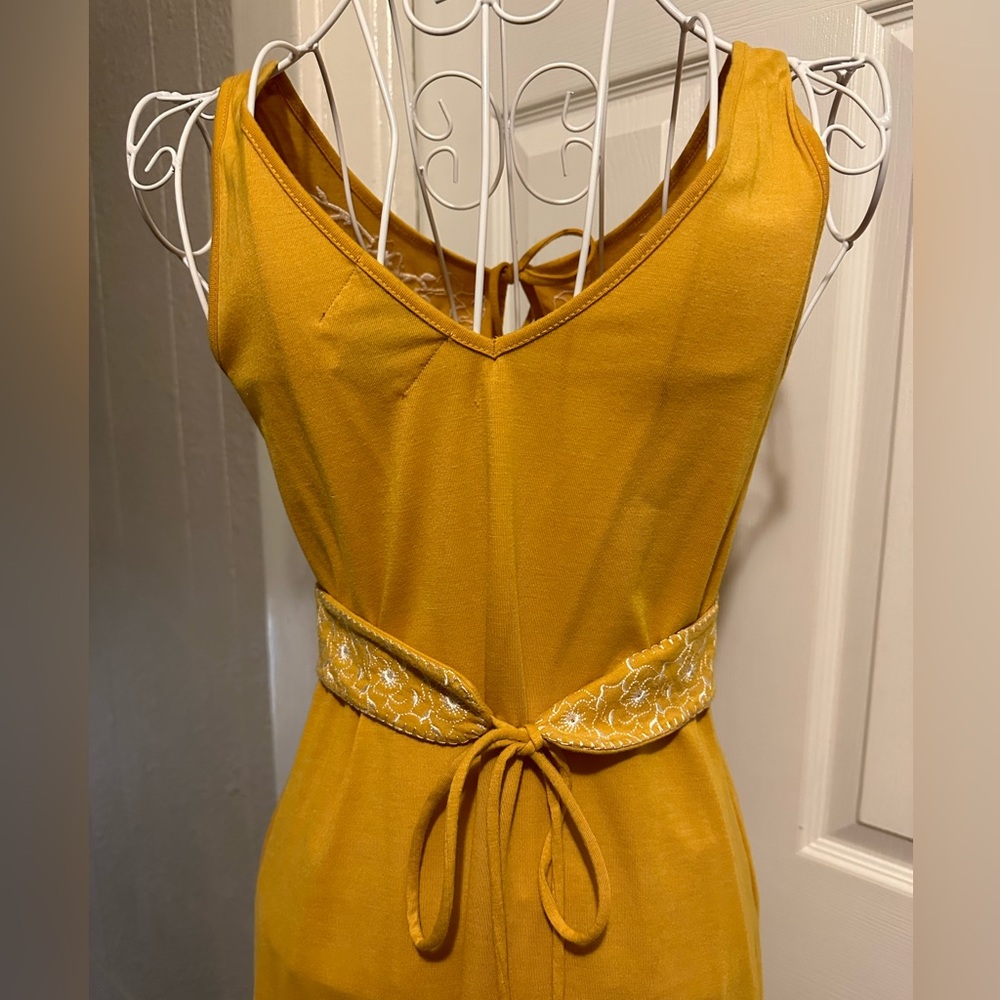 Vintage Forever 21 Embroidered Dress - Picture 4 of 8